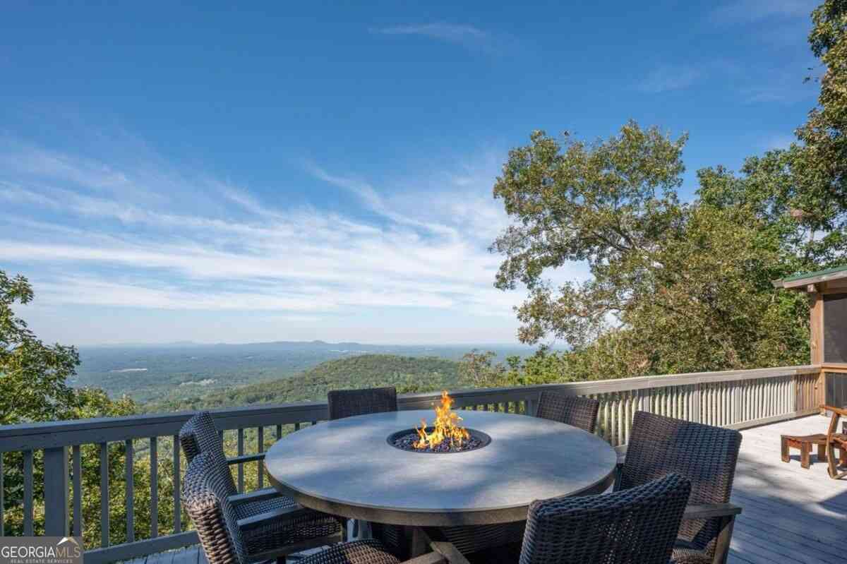 Homes For Sale - 17 Little Hendricks Point<br/> Jasper, GA 30143