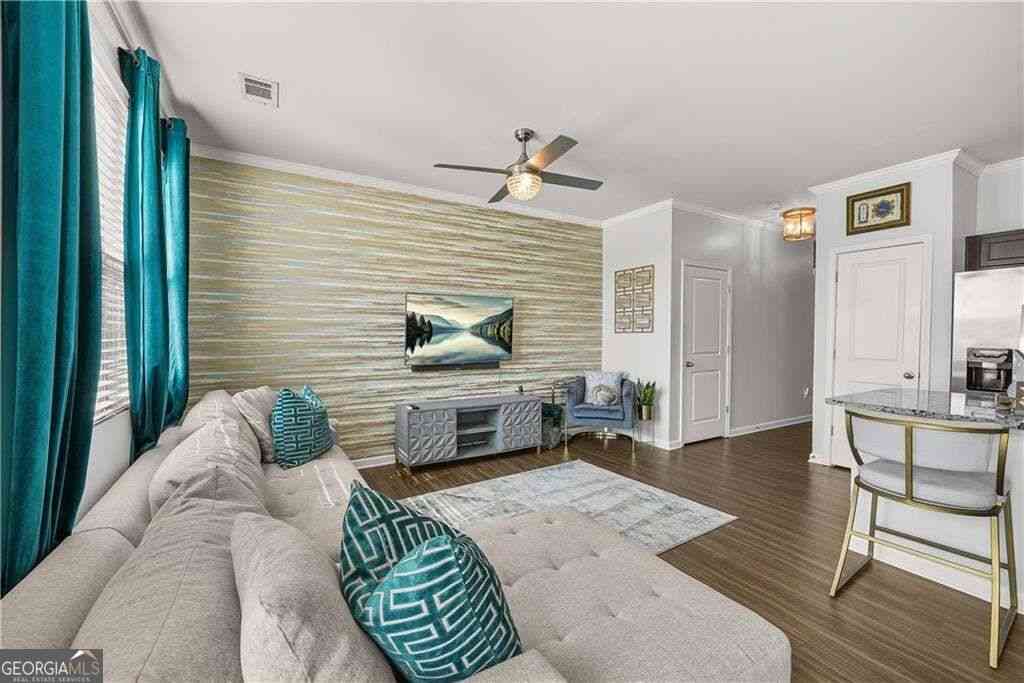 Townhouse For Sale - 200 Mountain Rest Court SE<br/> Mableton, GA 30126