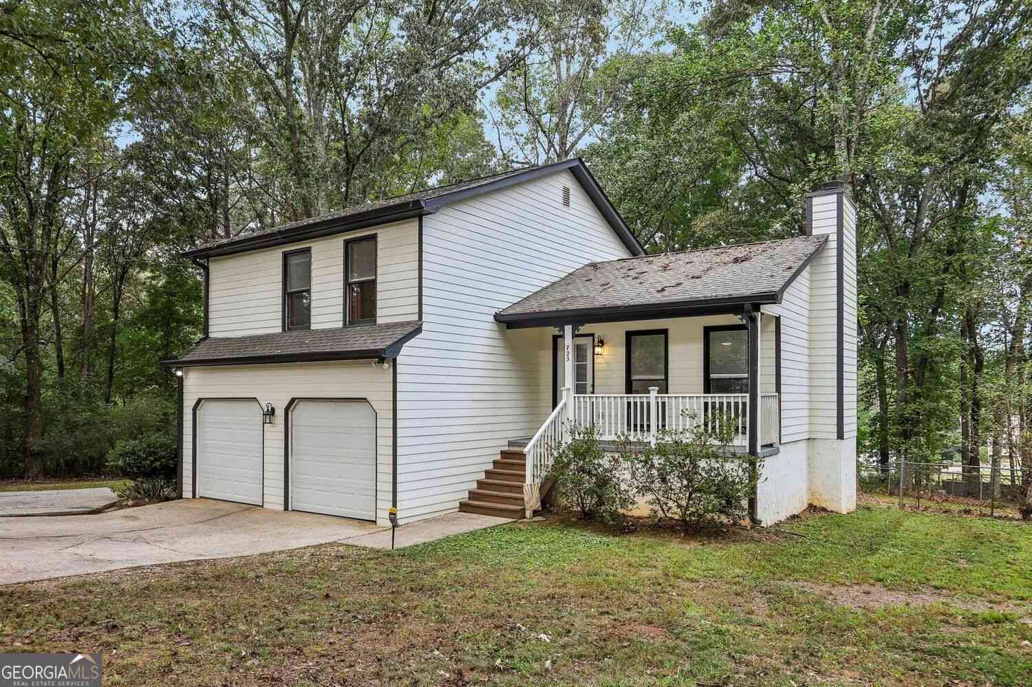 Homes For Sale - 723 Jockey Lane<br/> Auburn, GA 30011