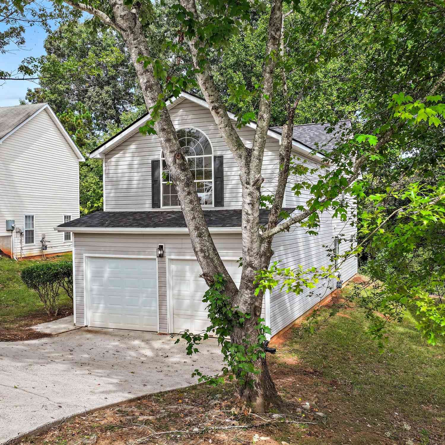 Homes For Sale - 4370 Pipestone Place<br/> Douglasville, GA 30135