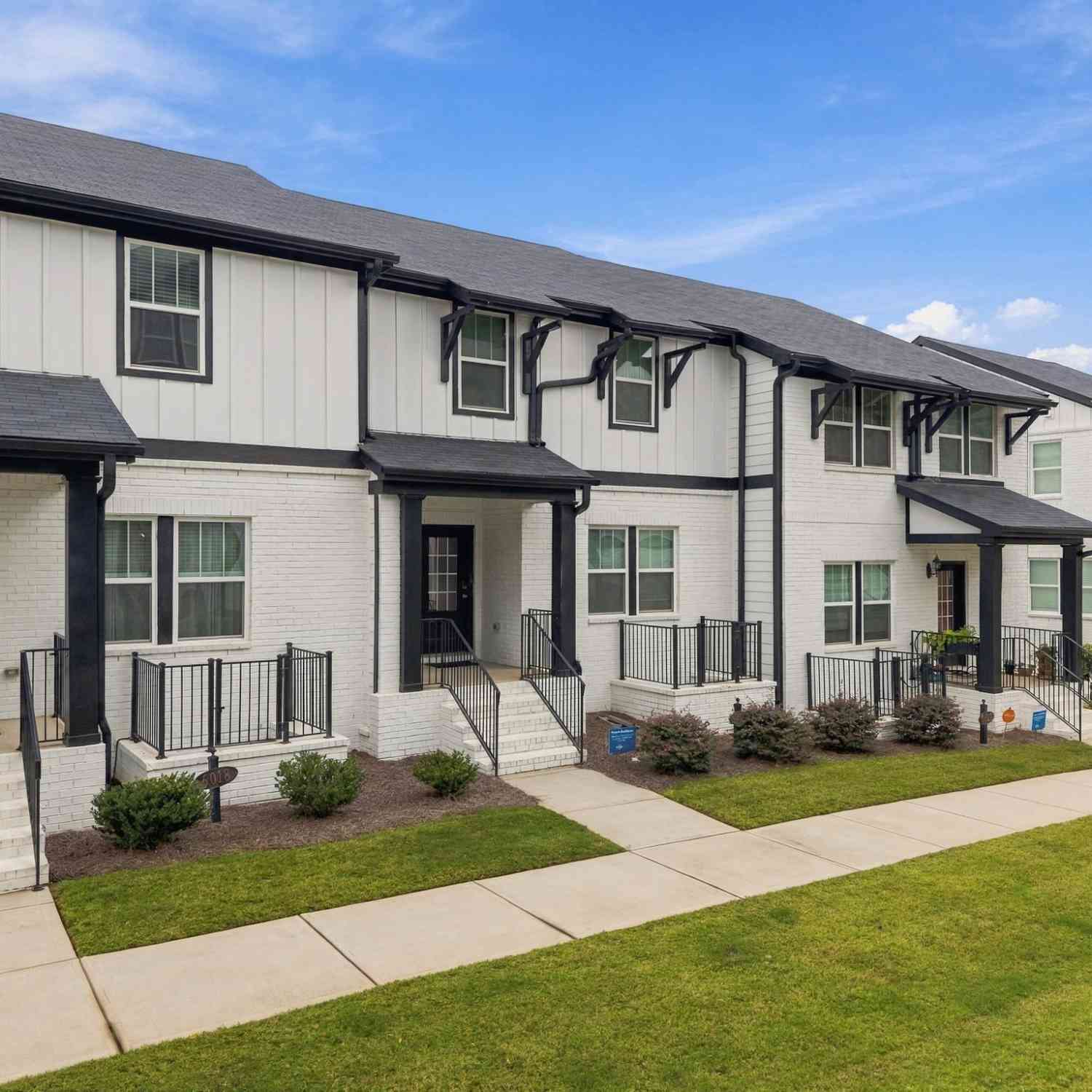 Townhouse For Sale - 6022 Liatris Street<br/> Mableton, GA 30126
