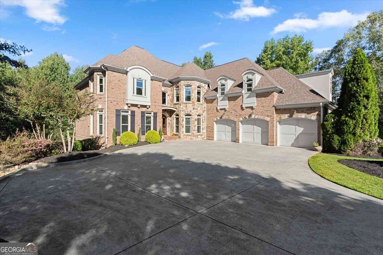 Homes For Sale - 1685 Eversedge Drive<br/> Alpharetta, GA 30009