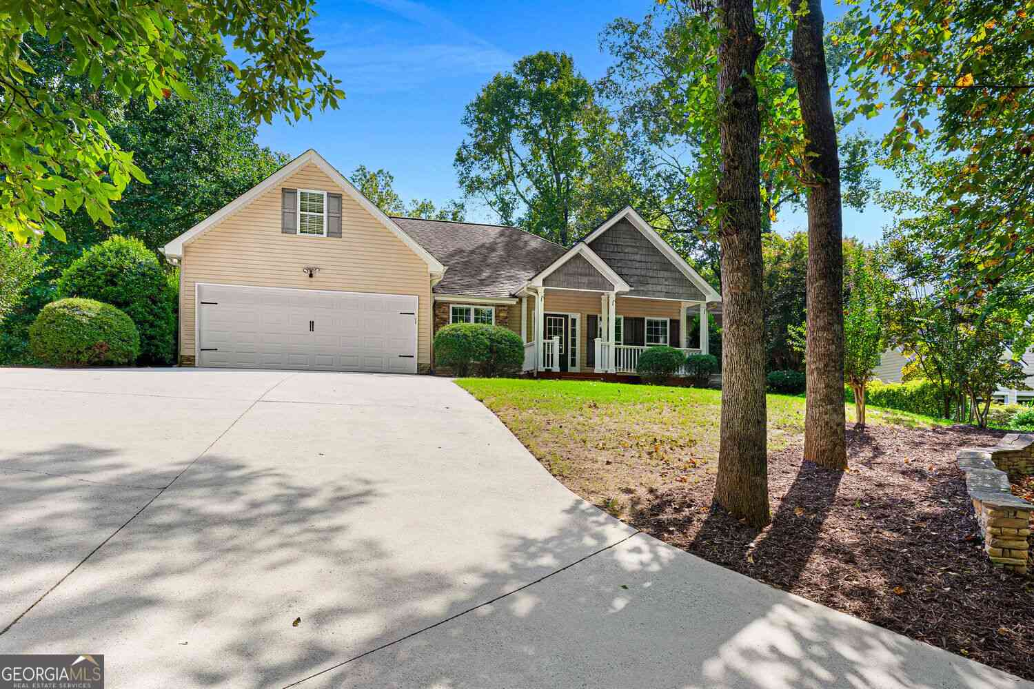Homes For Sale - 5476 Speckled Wood Lane<br/> Hall County, Gainesville, GA 30506
