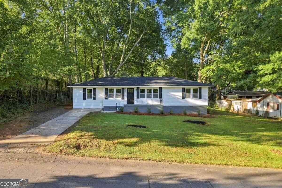 Homes For Sale - 713 Ruby Street<br/> Marietta, GA 30066