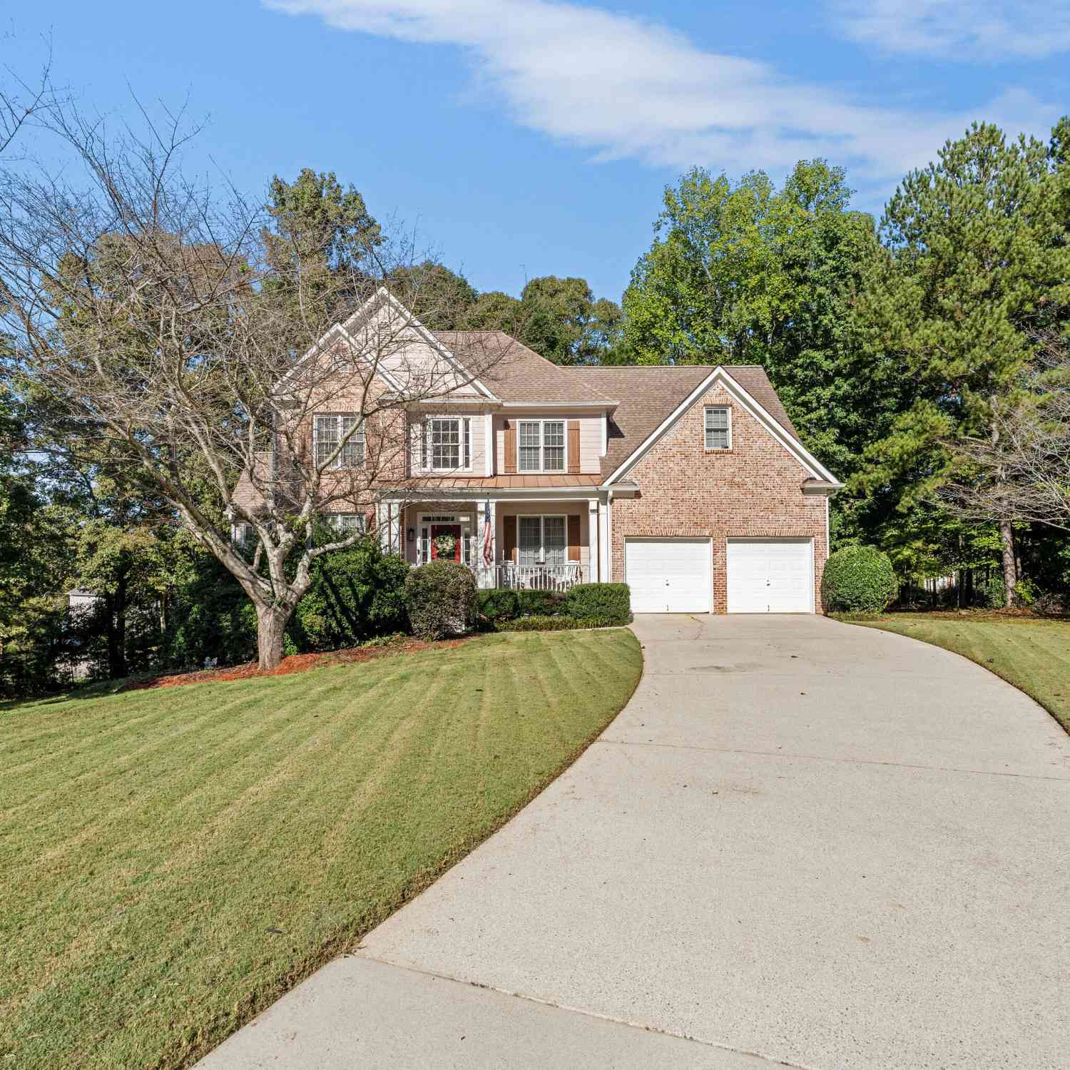 Homes For Sale - 9912 Bridgewater Pointe<br/> Villa Rica, GA 30180