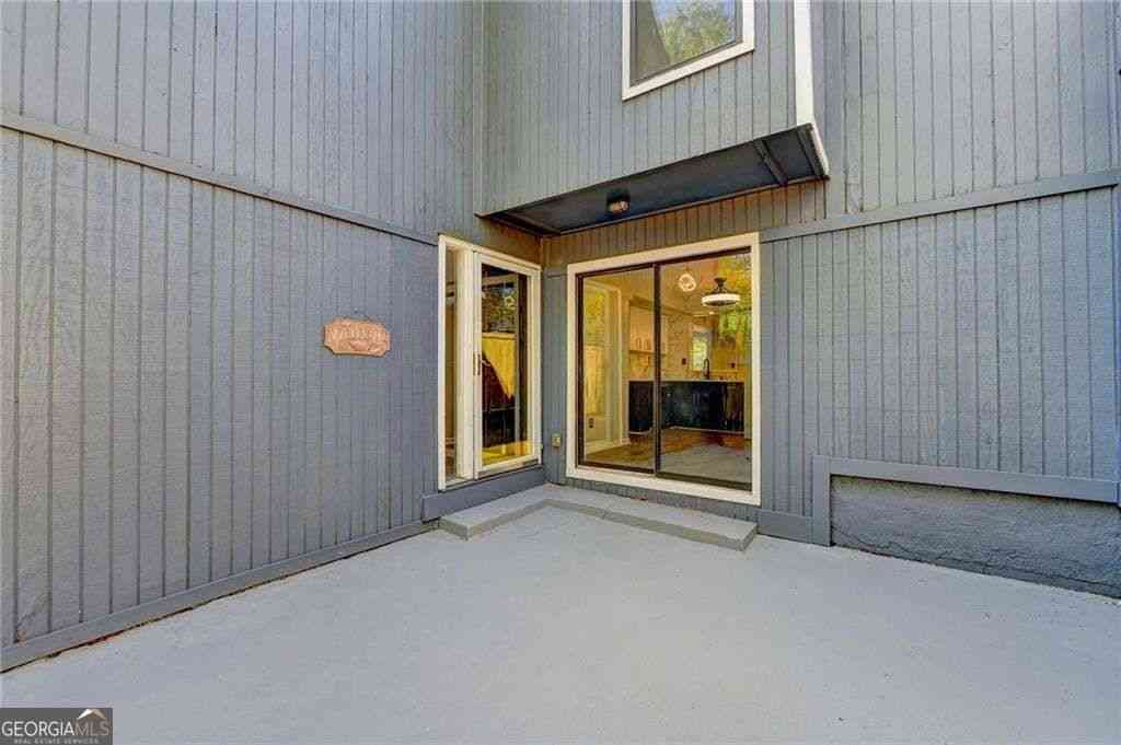 Condo For Sale - 1039 Mariners Court<br/> Stone Mountain, GA 30083