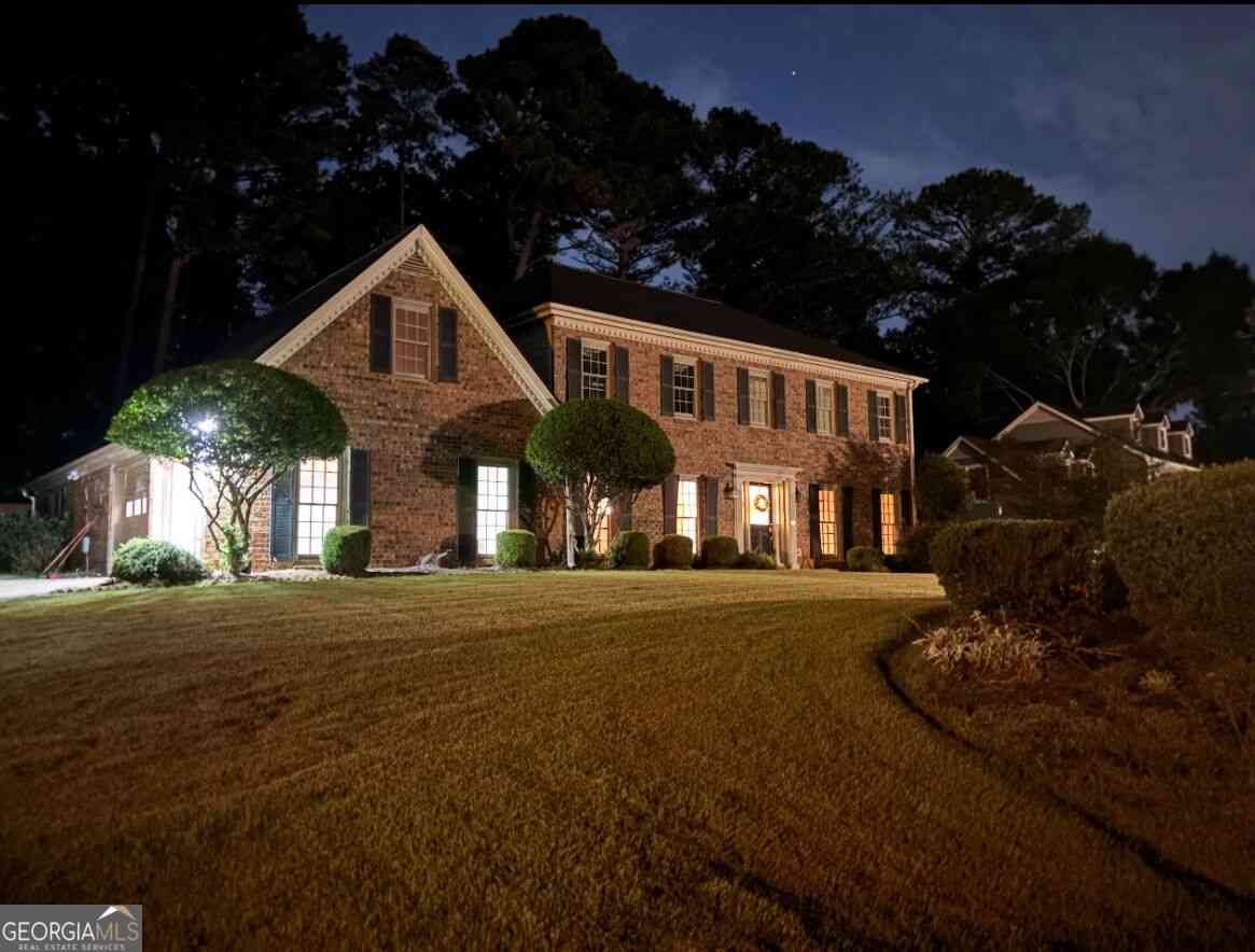 Homes For Sale - 842 Maxie Lane<br/> Lawrenceville, GA 30044
