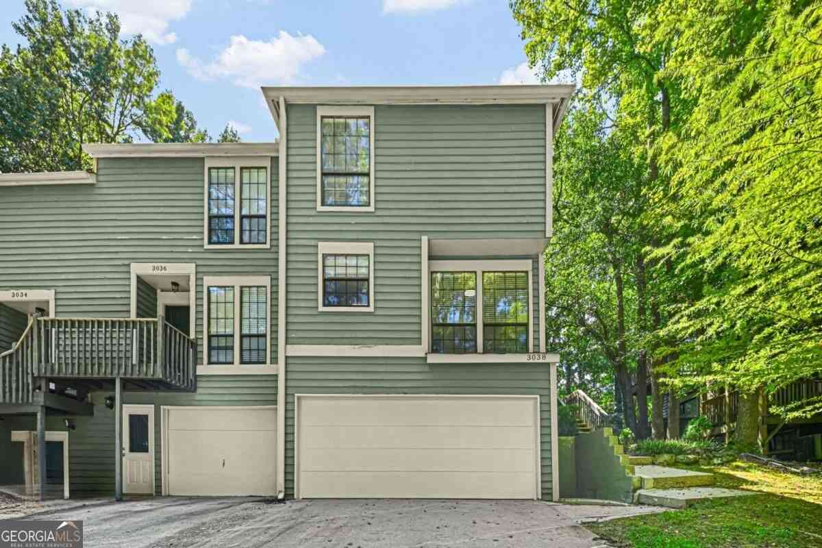 Condo For Sale - 3038 Steeplechase<br/> Alpharetta, GA 30004