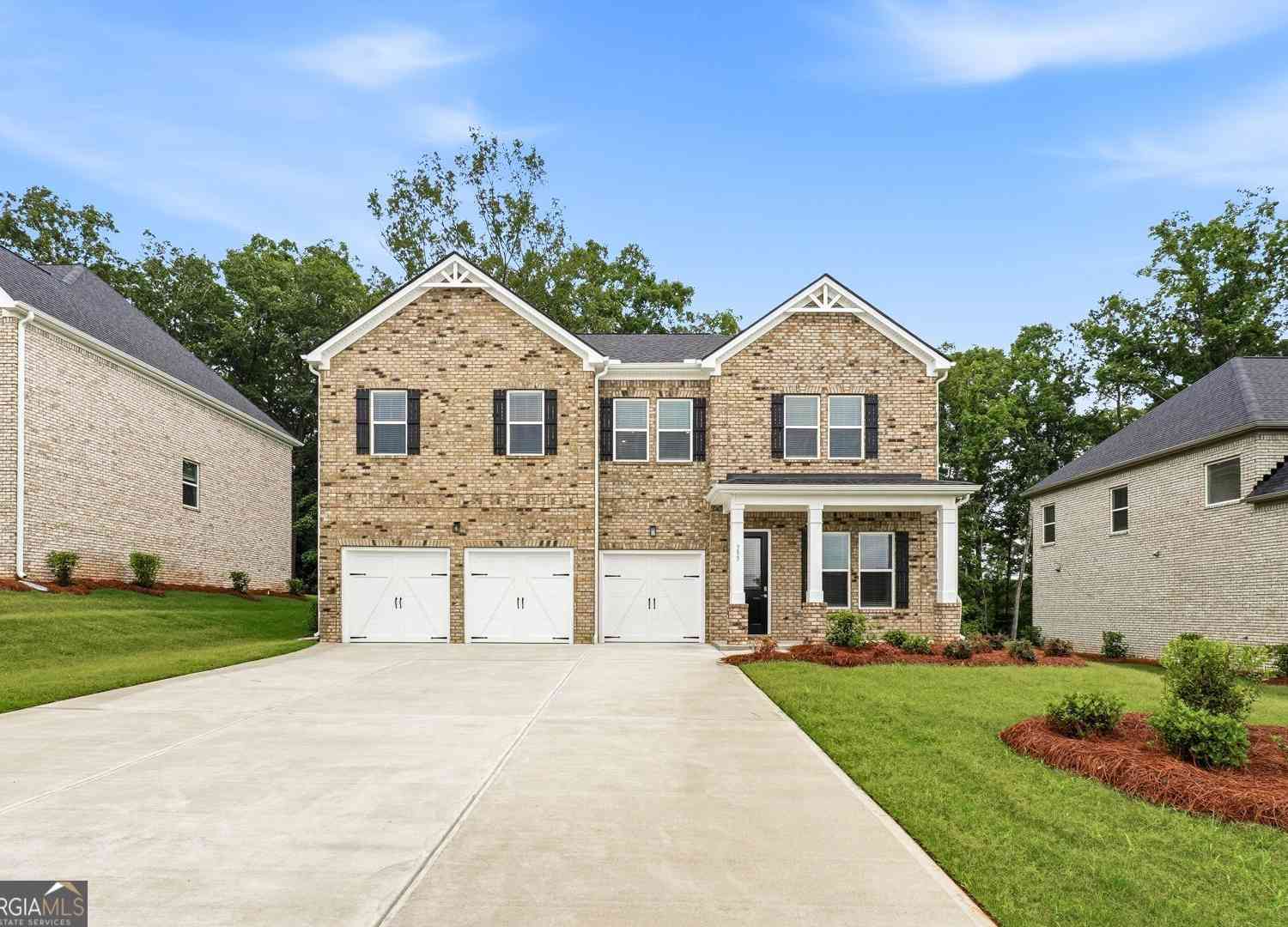 Homes For Sale - 393 Mistwood Court<br/> McDonough, GA 30253