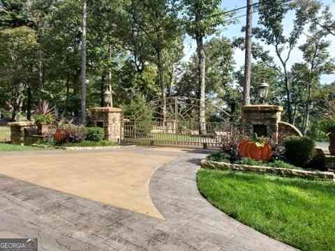 Homes For Sale - 223 South Brow Drive<br/> Cloudland, GA 30731