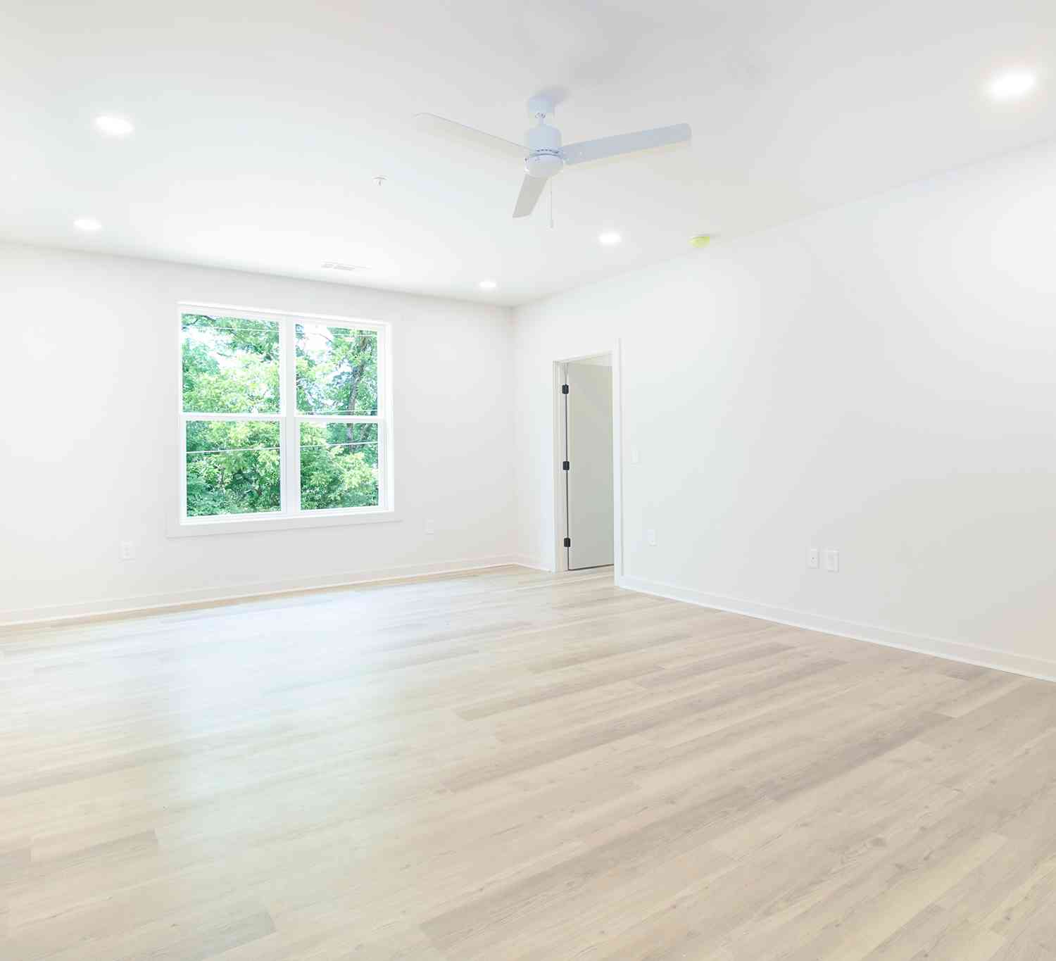 Condo For Rent - 240 Martha Drive #140<br/> Athens, GA 30606