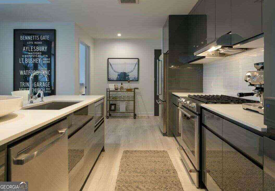 Apartment For Rent - 693 Peachtree Street NE #8B<br/> Atlanta, GA 30308