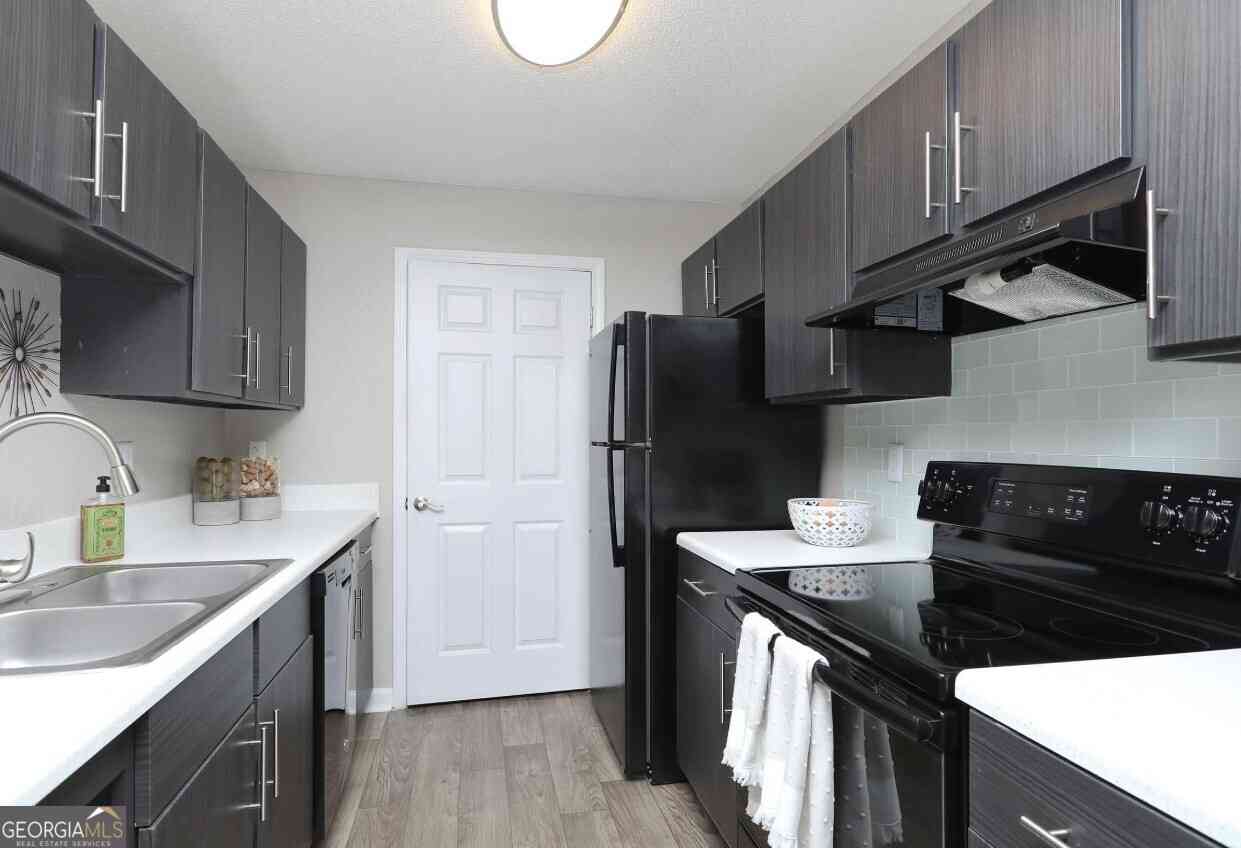 Apartment For Rent - 9200 Roberts Drive #7-716<br/> Sandy Springs, GA 30350