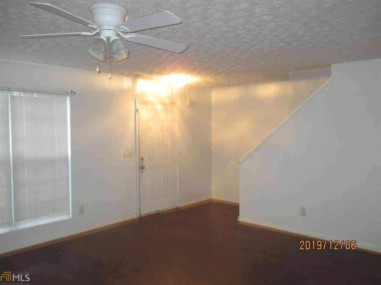 Other For Rent - 2296 Strathmoor Manor Drive<br/> Lithonia, GA 30058
