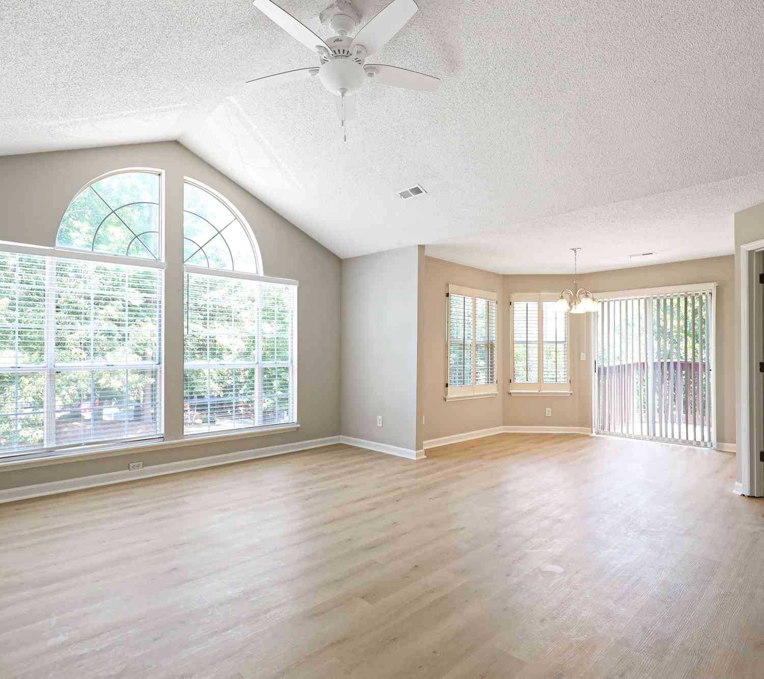 Condo For Rent - 901 Wentworth Court<br/> Alpharetta, GA 30022