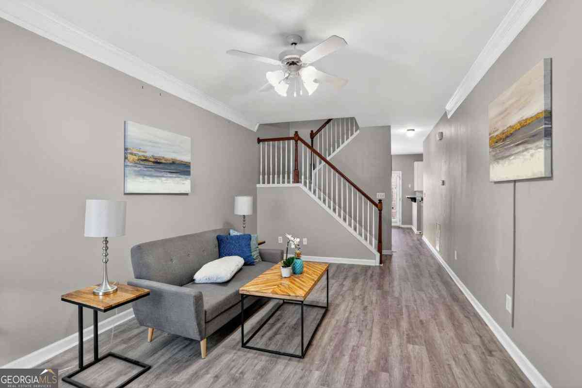 Townhouse For Rent - 230 Valley Crossing<br/> Canton, GA 30114