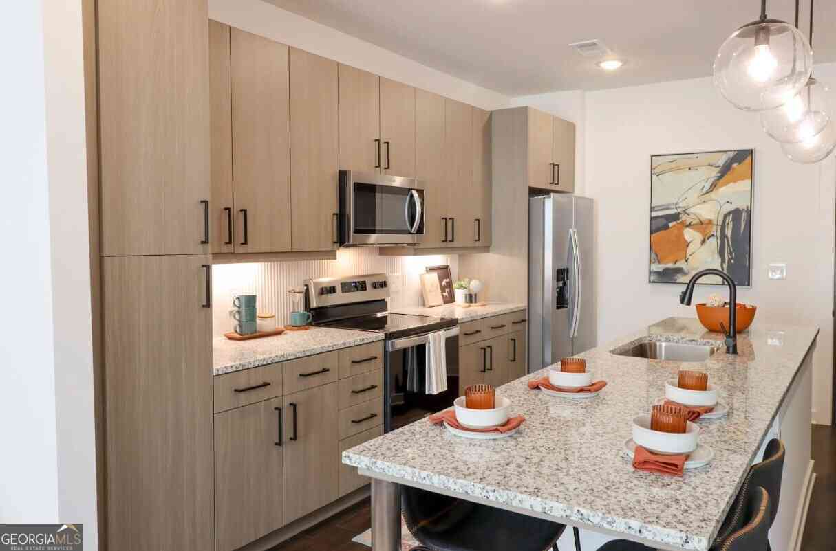 Apartment For Rent - 305 Collins Industr Way #3006<br/> Lawrenceville, GA 30043