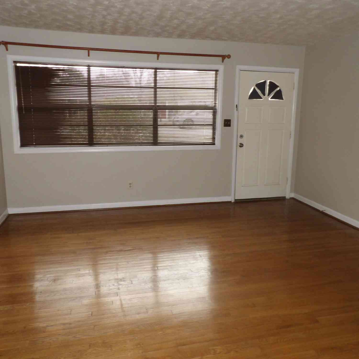 Homes For Rent - 5261 Heather Lane<br/> Atlanta, GA 30349