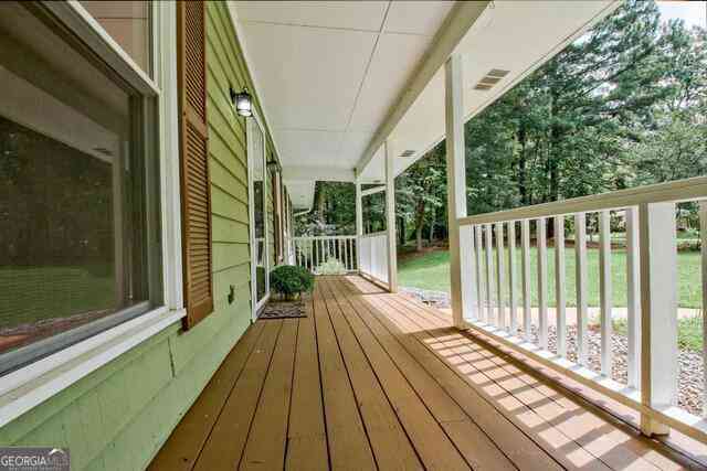 Homes For Rent - 205 Kingswood Drive<br/> Fayetteville, GA 30215