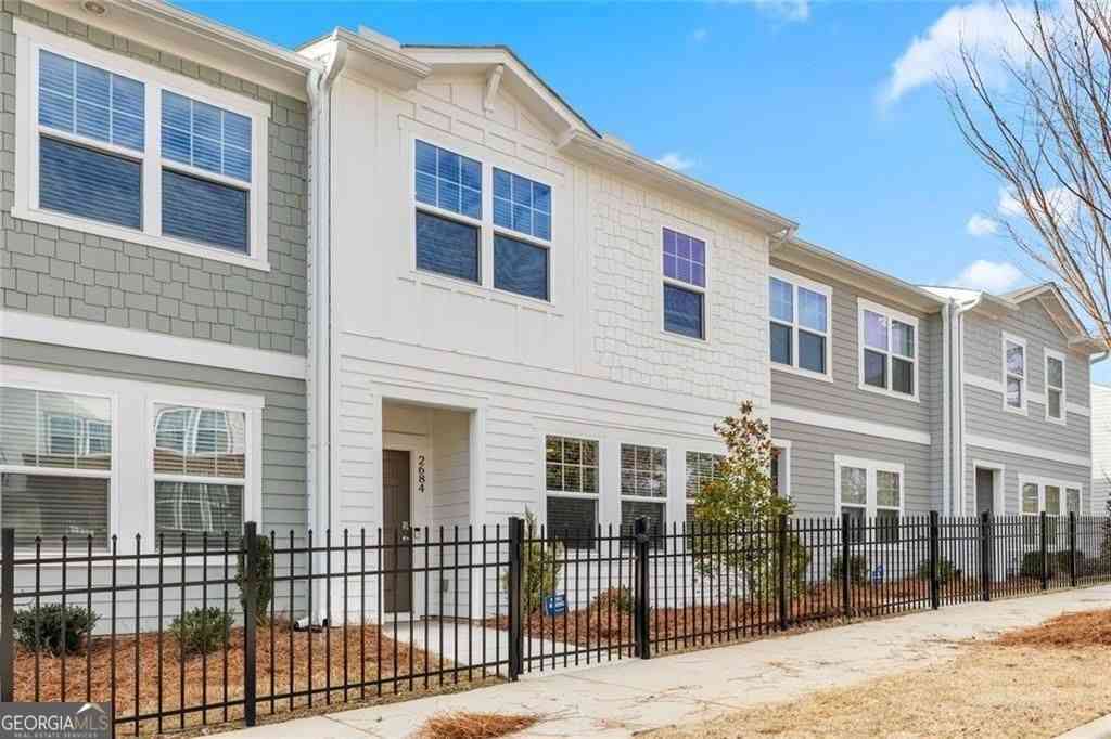 Townhouse For Rent - 2684 Toucan Way SW<br/> Atlanta, GA 30331