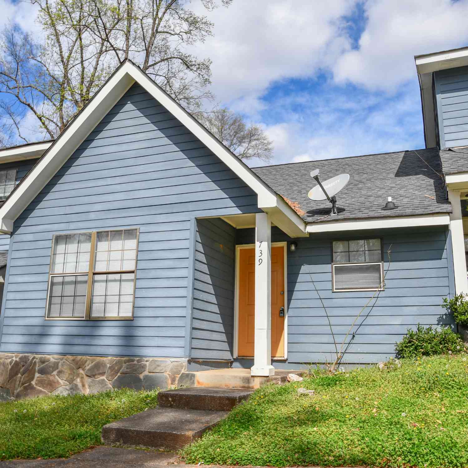Townhouse For Rent - 735 Oak Drive<br/> Fulton County, Hapeville, GA 30354