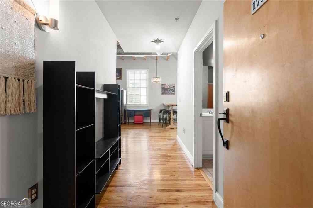 Condo For Rent - 1756 Liberty Lane<br/> Roswell, GA 30075