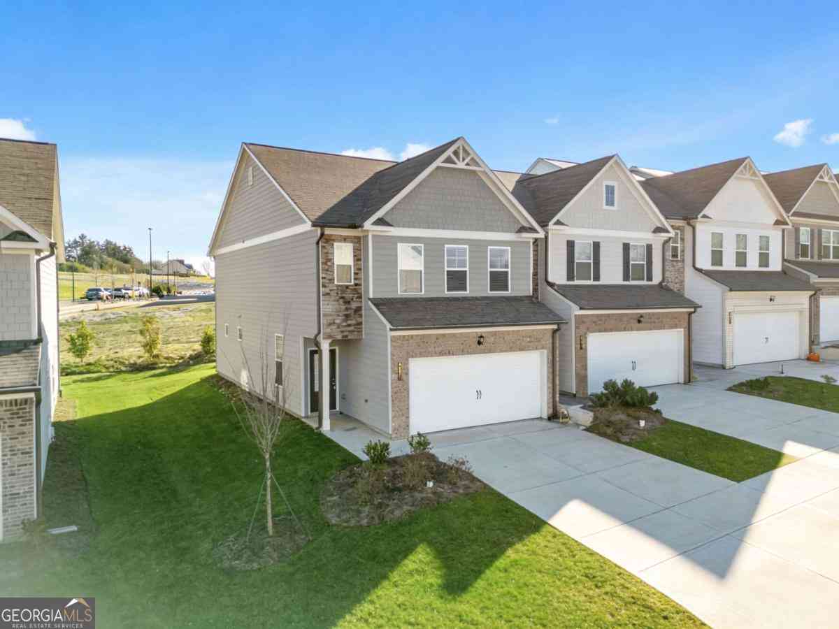 Townhouse For Rent - 3831 Brookburn Park<br/> Gainesville, GA 30506