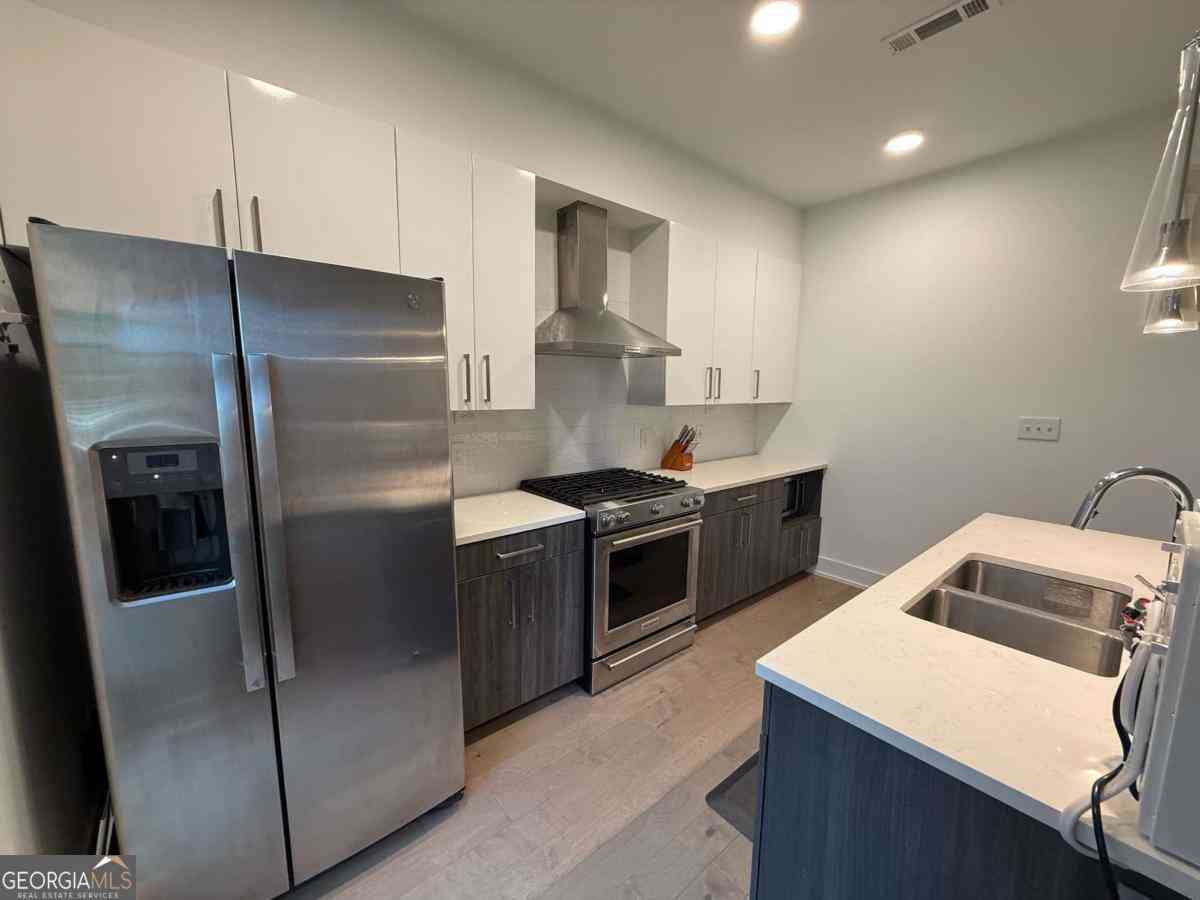 Condo For Rent - 775 Juniper Street NE #234<br/> Atlanta, GA 30308