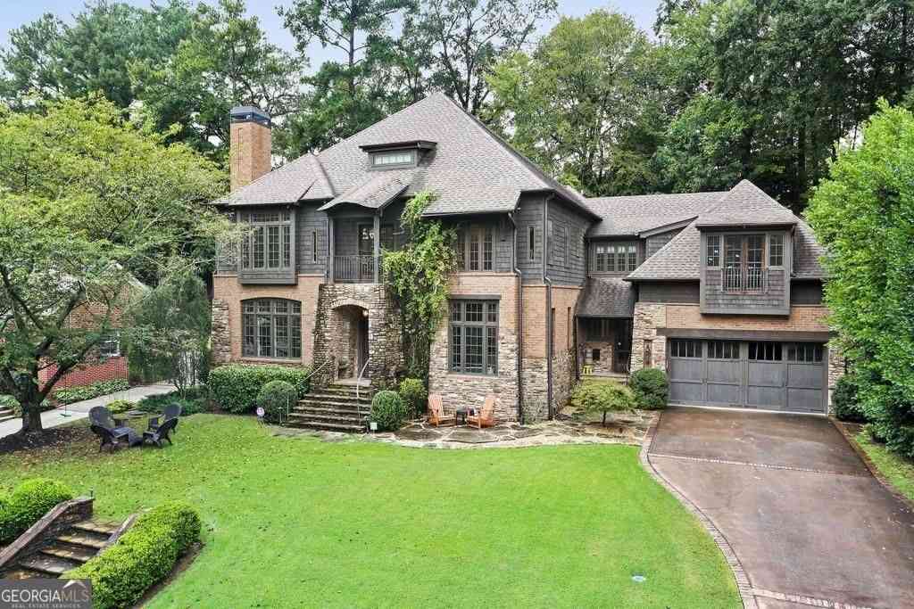 Homes For Rent - 1692 Friar Tuck Road<br/> Atlanta, GA 30309