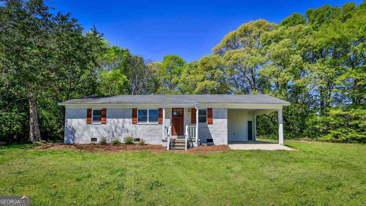 Homes For Rent - 680 North Avenue<br/> Madison, GA 30650