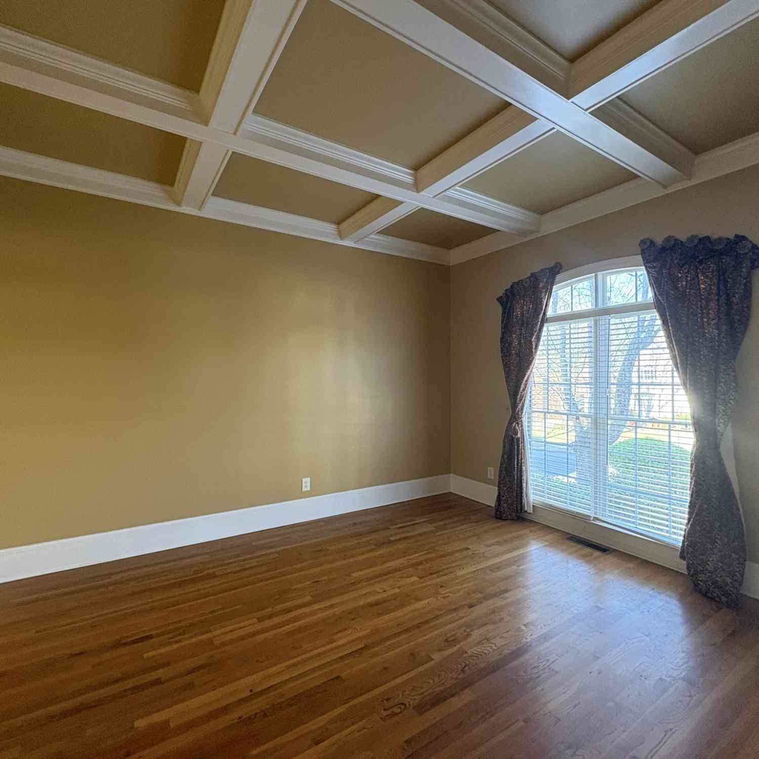 Homes For Rent - 5930 Abbotts Run Trail<br/> Duluth, GA 30097