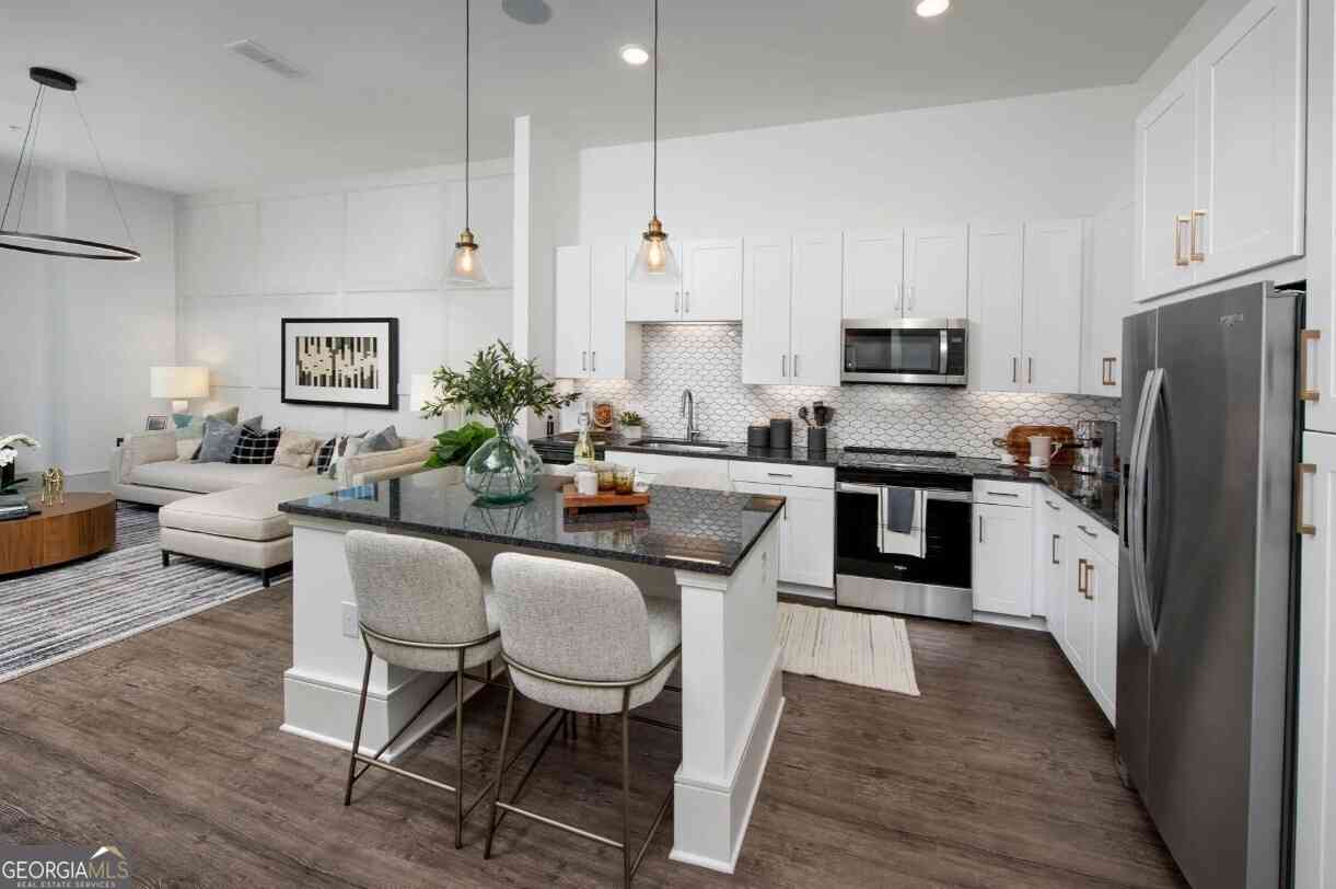 Apartment For Rent - 4271 Woodward Mill Road #3207<br/> Buford, GA 30518