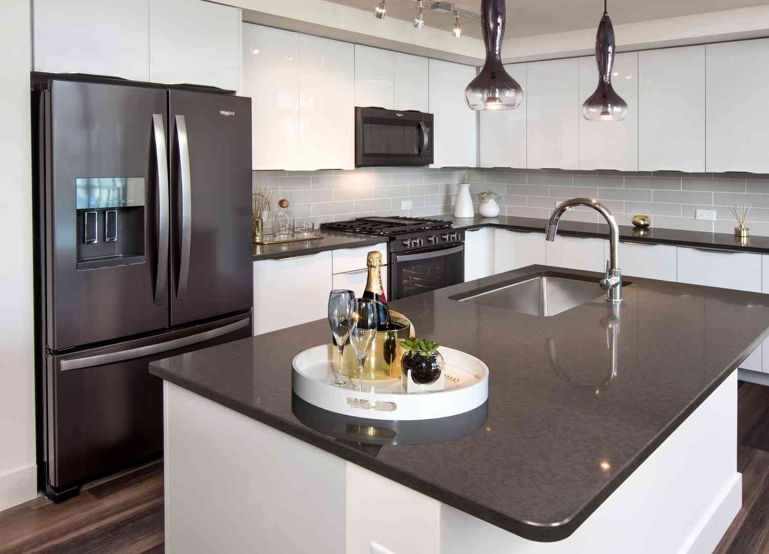 Apartment For Rent - 1400 W Peachtree Street #1113<br/> Atlanta, GA 30309