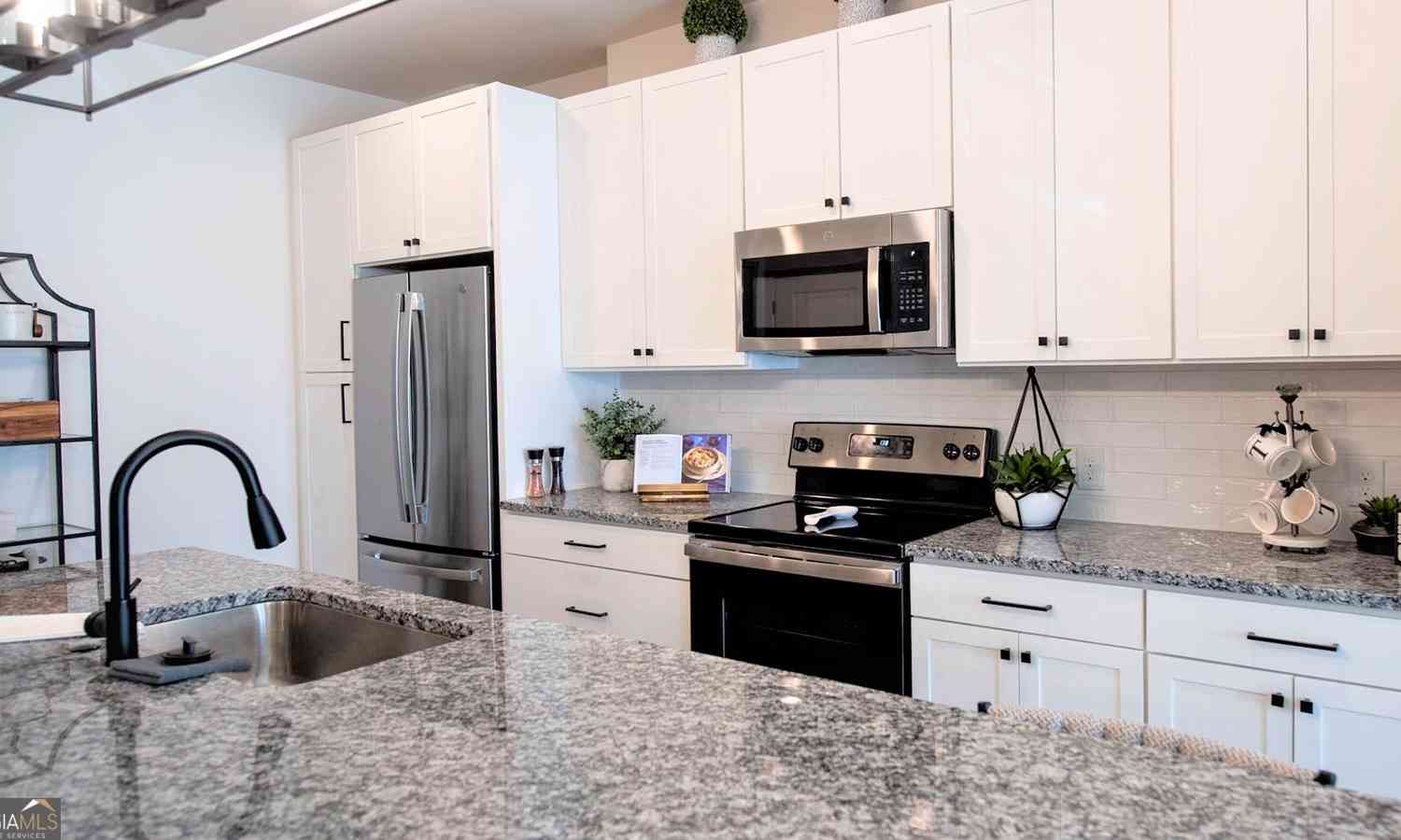 Apartment For Rent - 2250 Oak Road #4450<br/> Snellville, GA 30078