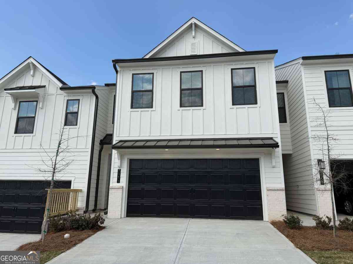 Townhouse For Rent - 7353 Mulberry Trace<br/> Hall County, Flowery Branch, GA 30542