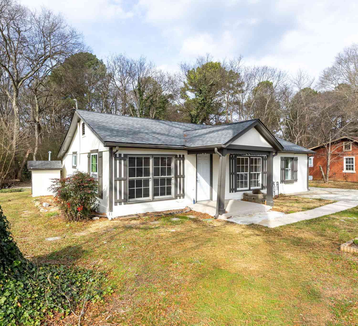Homes For Rent - 24 E Iron Belt Road<br/> Cartersville, GA 30120