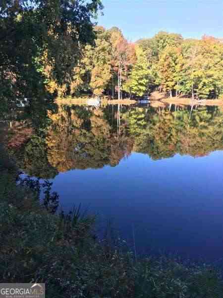 Multifamily For Rent - 649 SW Kenilworth Circle #BASEMENT APT<br/> Stone Mountain, GA 30083