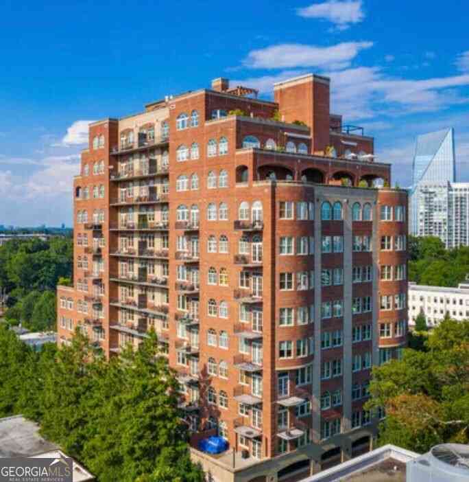 Condo For Rent - 3180 Mathieson Drive #502<br/> Atlanta, GA 30305