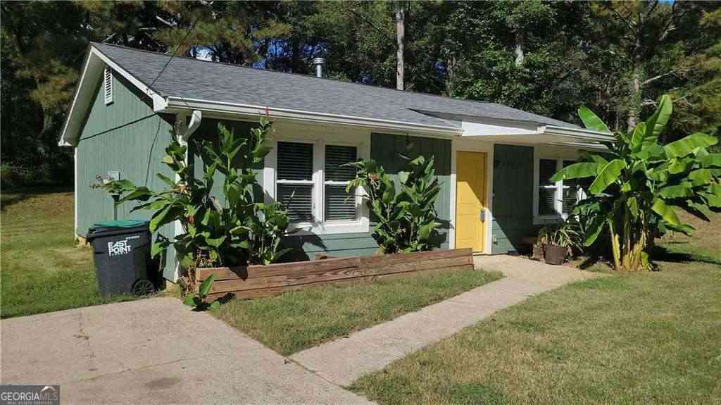 Homes For Rent - 2641 Connally Drive<br/> East Point, GA 30344