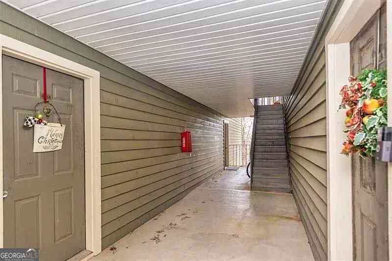 Condo For Rent - 4630 Vinings Central Run SE #125<br/> Atlanta, GA 30339
