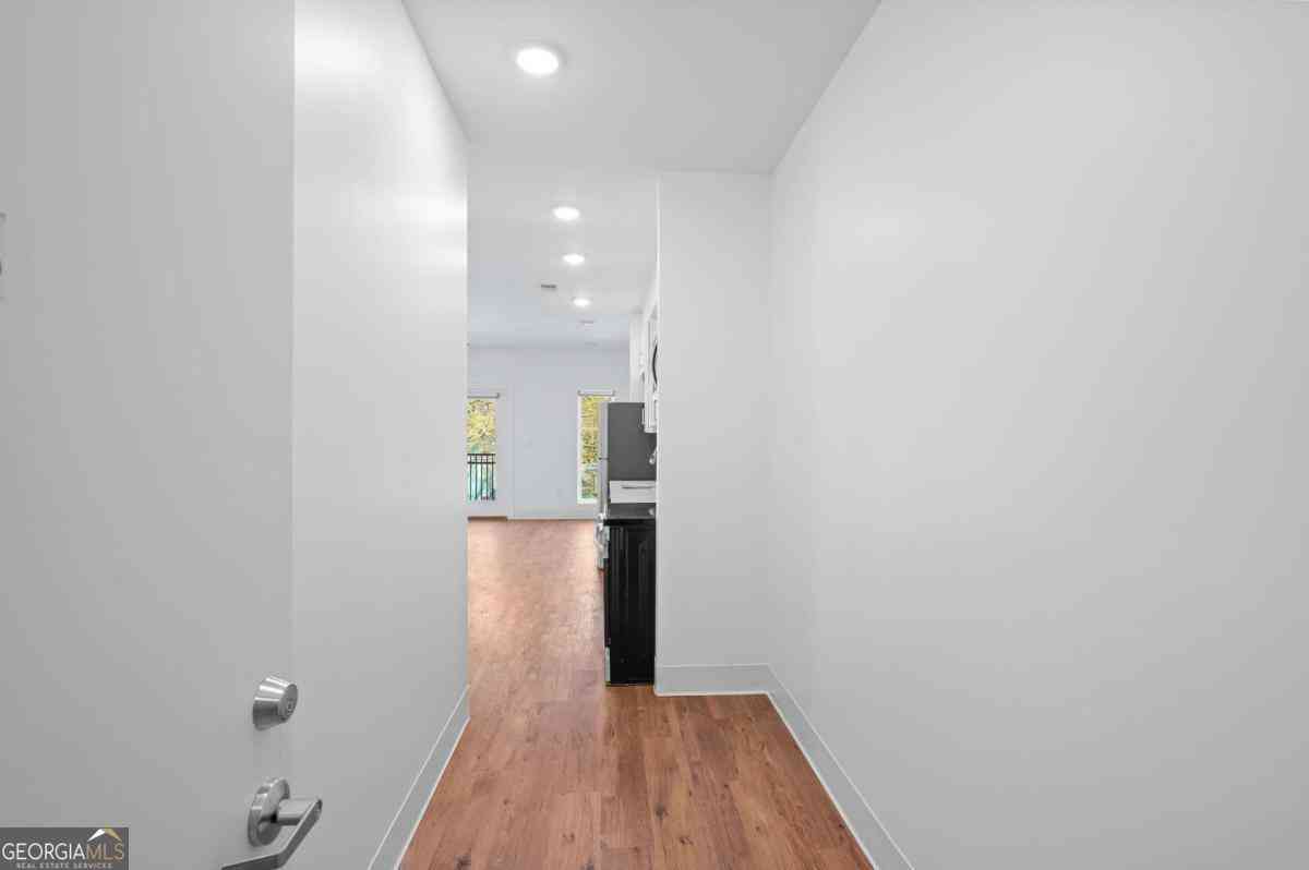 Apartment For Rent - 456 Flat Shoals Avenue SE #202<br/> Atlanta, GA 30316