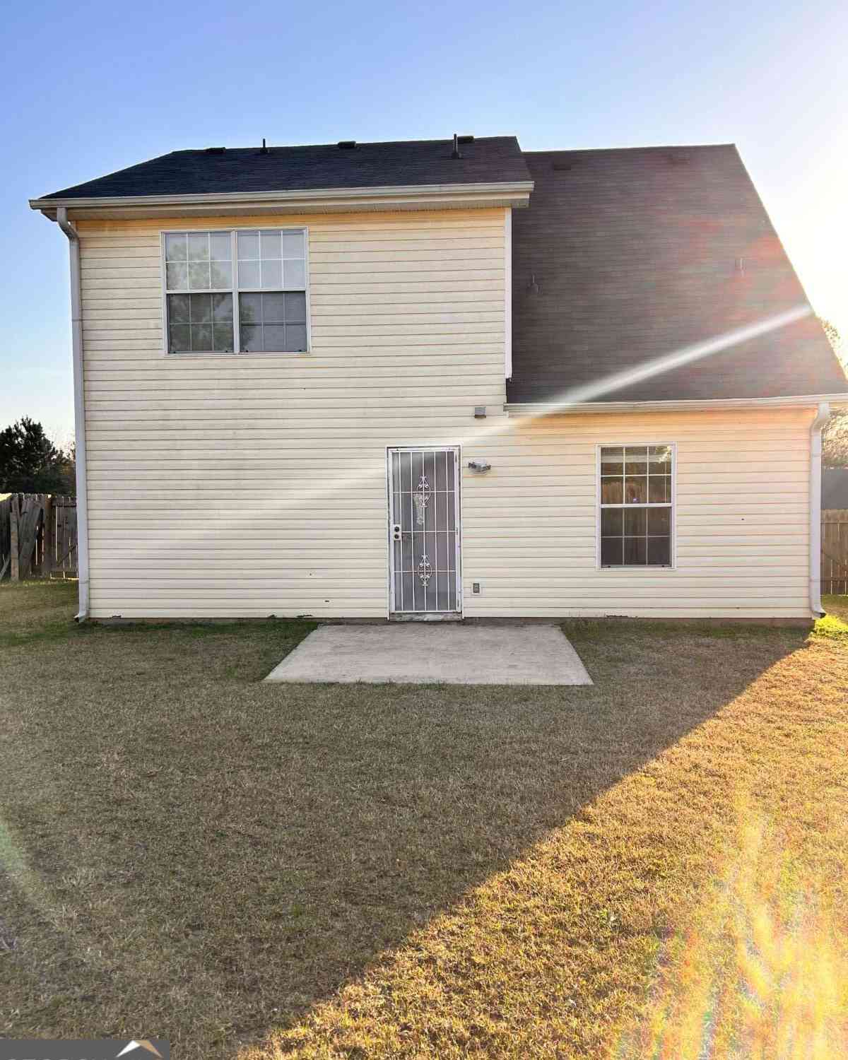 Homes For Rent - 9268 Club View Trace<br/> Riverdale, GA 30274