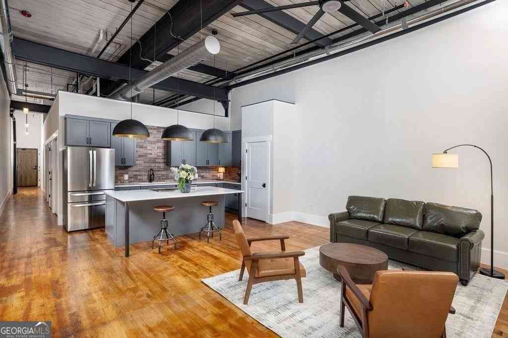 Apartment For Rent - 200-J Barrett Street #305<br/> Monroe, GA 30655