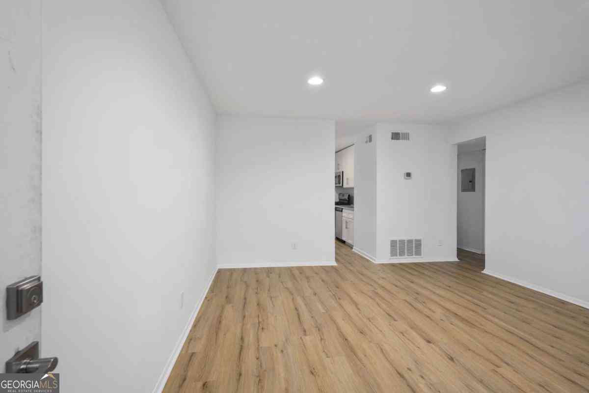 Apartment For Rent - 1170 Greenwich Street SW #3<br/> Atlanta, GA 30310