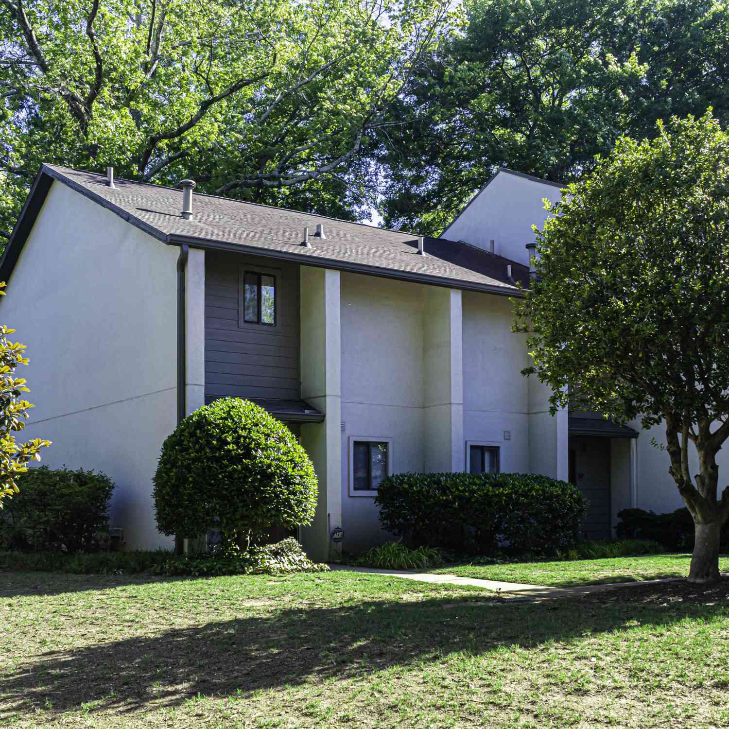 Condo For Rent - 19 Finch Trail NE<br/> Atlanta, GA 30308