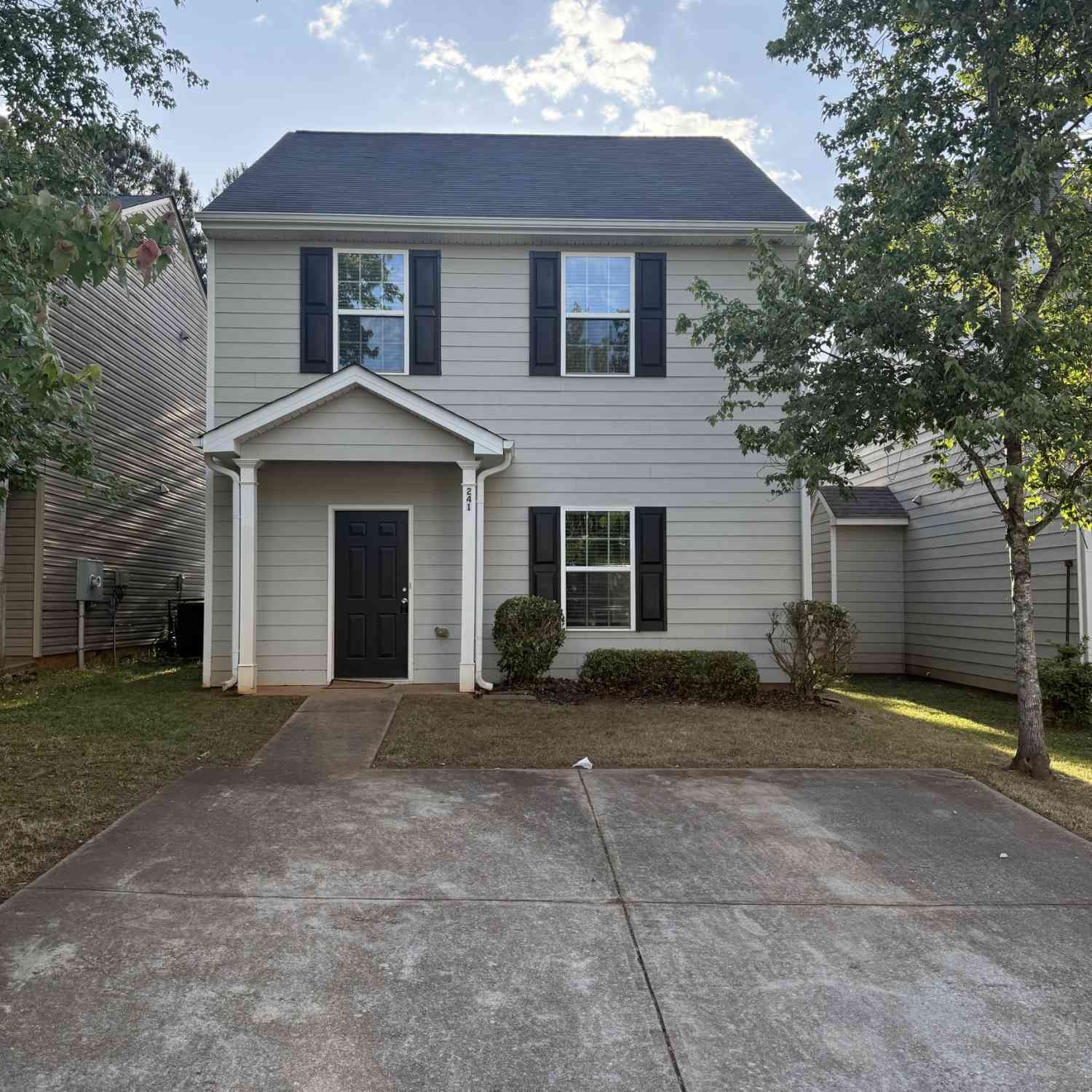 Homes For Rent - 241 Coral Circle<br/> McDonough, GA 30253