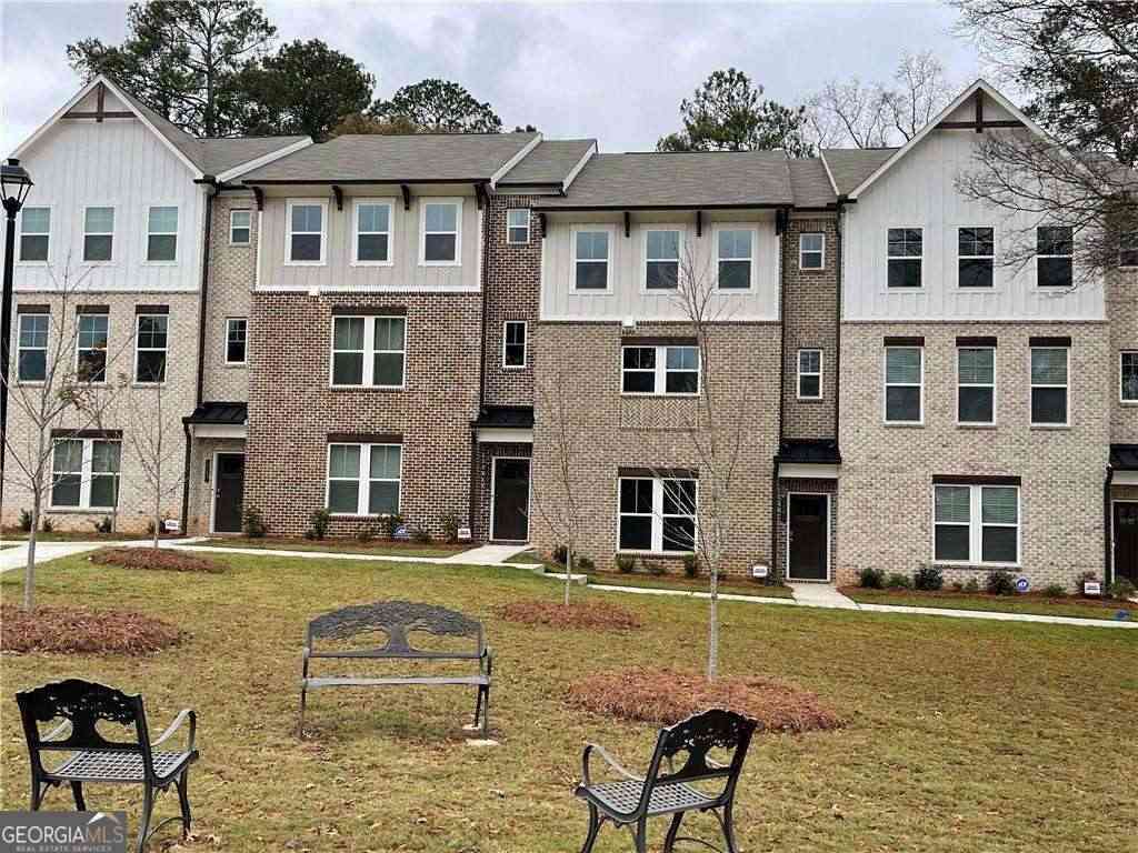 Townhouse For Rent - 3391 Catalan Alley<br/> Decatur, GA 30032