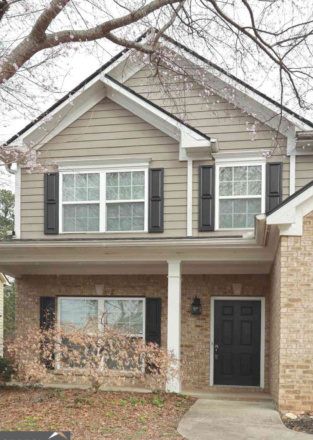 Homes For Rent - 442 Crestmont Lane<br/> Canton, GA 30114