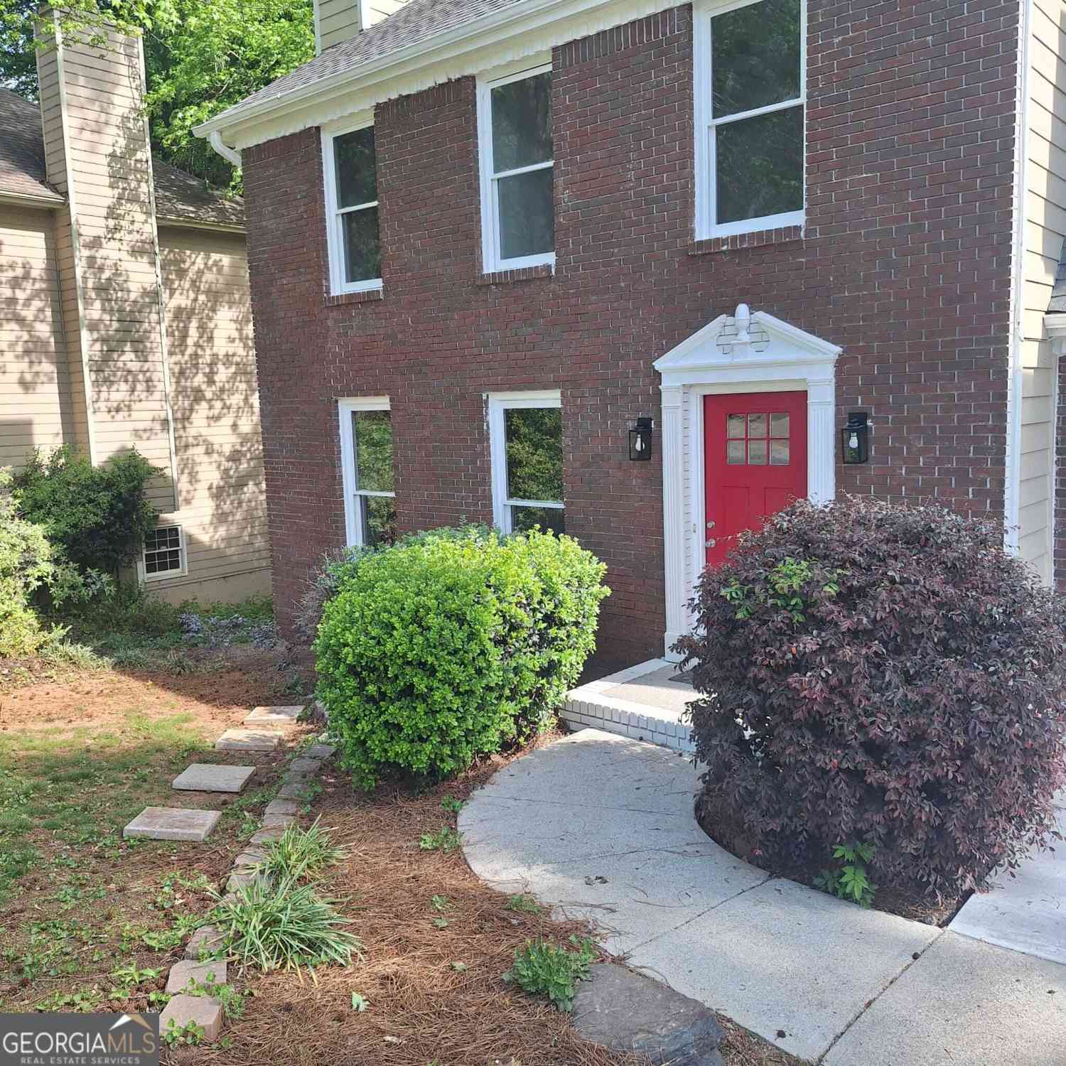 Homes For Rent - 1070 Meadowsong Circle<br/> Lawrenceville, GA 30043