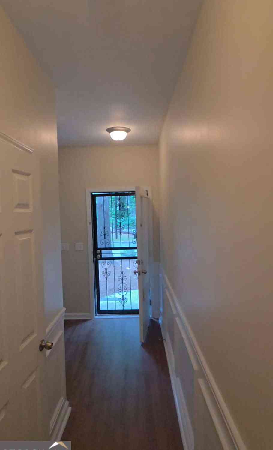 Townhouse For Rent - 4247 Youngstown Circle #4247<br/> Stone Mountain, GA 30083
